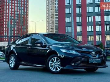 Авто Toyota Camry 2018 № 7586171