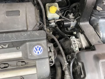 Авто Volkswagen Golf 2000 № 7586240