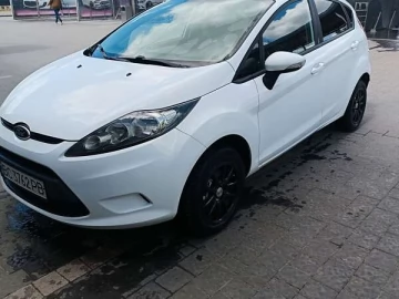 Авто Ford Fiesta 2012 № 7586256