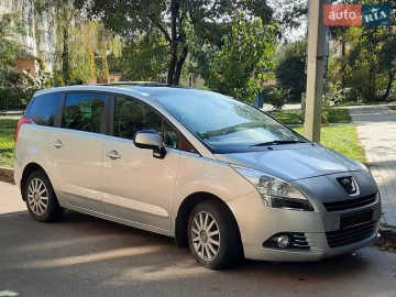 Авто Peugeot 5008 2010 № 7586270