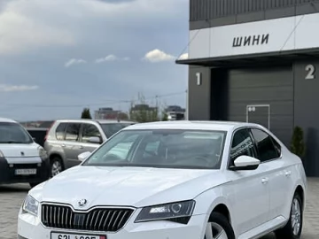 Авто Skoda Superb 2019 № 7586381