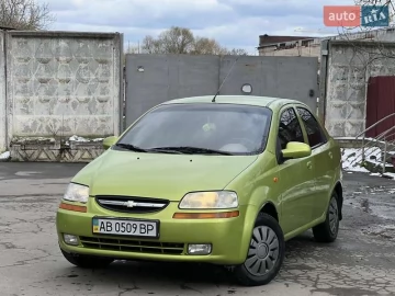 Авто Chevrolet Aveo 2004 № 7586436