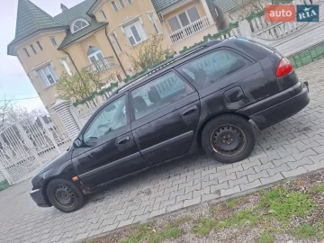 Авто Toyota Avensis 2002 № 7587066