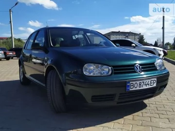 Авто Volkswagen Golf 2002 № 7587102