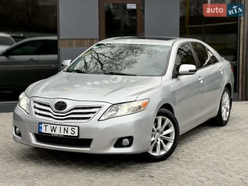 Авто Toyota Camry 2011 № 7587191