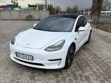 Авто Tesla Model 3 2021 № 7587286