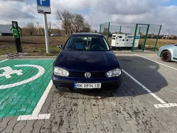 Авто Volkswagen Golf 2001 № 7587417