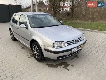 Авто Volkswagen Golf 2002 № 7587420
