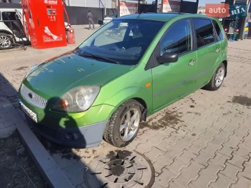 Авто Ford Fiesta 2007 № 7587436