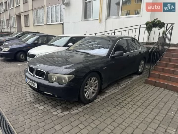 Авто BMW 7 Series 2002 № 7587440
