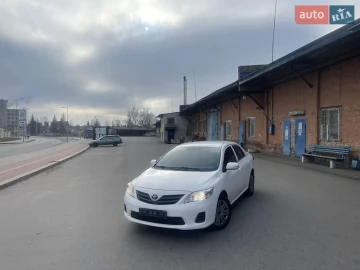 Авто Toyota Corolla 2012 № 7587533