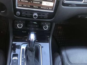 Авто Volkswagen Touareg 2014 № 7587694