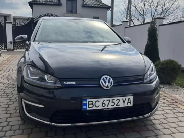 Авто Volkswagen E-Golf 2016 № 7587896
