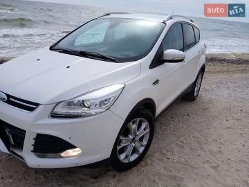 Авто Ford Escape 2014 № 7587925