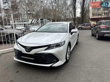 Авто Toyota Camry 2019 № 7588016