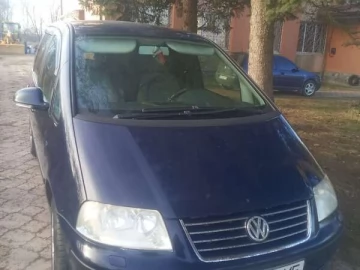 Авто Volkswagen Sharan 2004 № 7588068