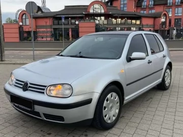 Авто Volkswagen Golf 2002 № 7588123