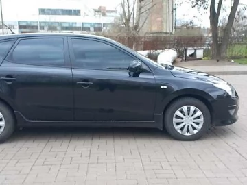 Авто Hyundai I30 2012 № 7588194