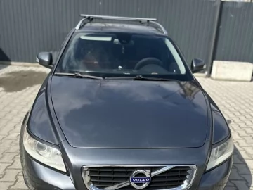 Авто Volvo V50 2011 № 7588250