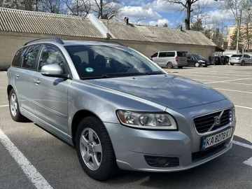 Авто Volvo V50 2009 № 7588312