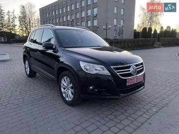 Авто Volkswagen Tiguan 2010 № 7588395