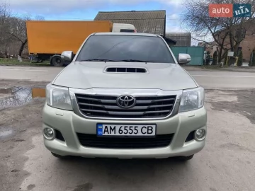 Авто Toyota Hilux 2012 № 7588426