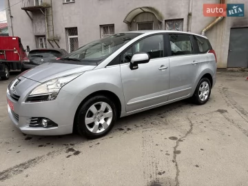 Авто Peugeot 5008 2011 № 7588496