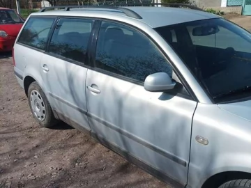 Авто Volkswagen Passat 2000 № 7588811