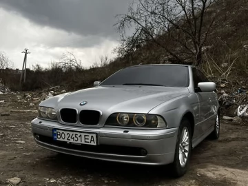 Авто BMW 5 Series 2002 № 7588820