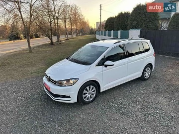 Авто Volkswagen Touran 2019 № 7588949