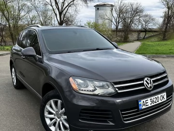 Авто Volkswagen Touareg 2011 № 7588953