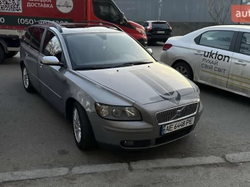 Авто Volvo V50 2004 № 7589053