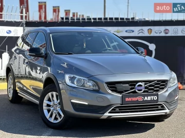 Авто Volvo V60 2017 № 7589143