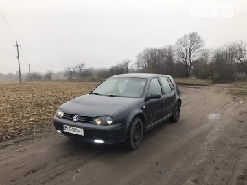 Авто Volkswagen Golf 2001 № 7589227