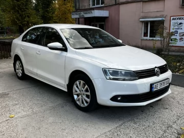 Авто Volkswagen Jetta 2013 № 7589267