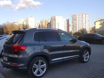Авто Volkswagen Tiguan 2015 № 7589920