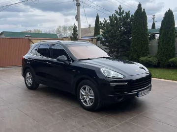 Авто Porsche Cayenne 2016 № 7590048