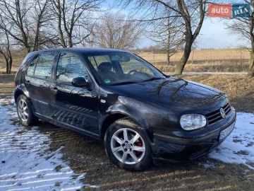 Авто Volkswagen Golf 2000 № 7590077
