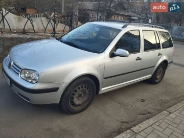 Авто Volkswagen Golf 2000 № 7590111