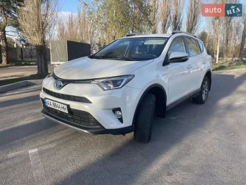 Авто Toyota Rav4 2018 № 7590317