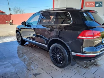 Авто Volkswagen Touareg 2017 № 7590328