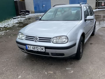 Авто Volkswagen Golf 2004 № 7590368