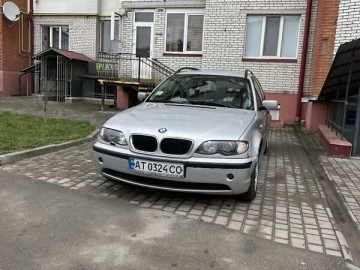 Авто BMW 3 Series 2003 № 7590395