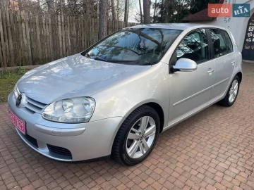 Авто Volkswagen Golf 2005 № 7590408