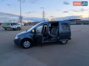 Авто Volkswagen Caddy 2004 № 7590792