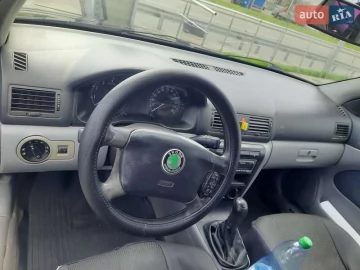 Авто Skoda Octavia 2000 № 7590904