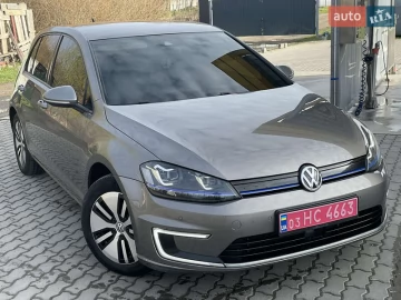 Авто Volkswagen E-Golf 2015 № 7590935
