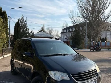 Авто Volkswagen Touran 2007 № 7591004