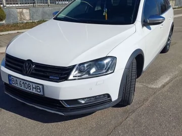 Авто Volkswagen Passat 2013 № 7591030