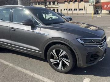 Авто Volkswagen Touareg 2020 № 7591198